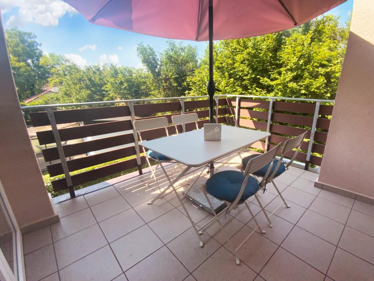 Topart Apartman I บาลาตอนเฟนีแวช ภายนอก รูปภาพ
