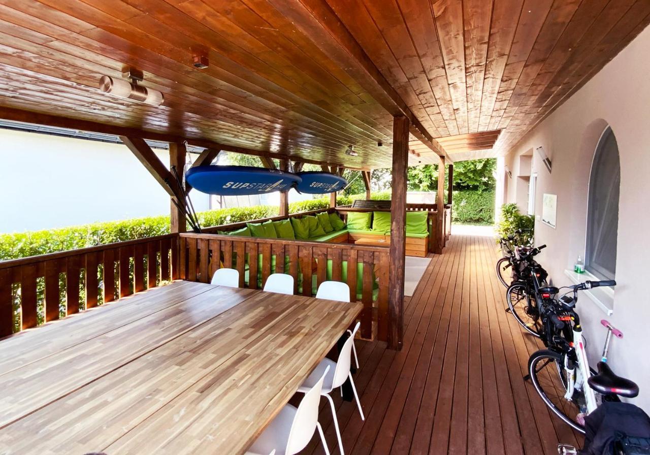 Topart Apartman I บาลาตอนเฟนีแวช ภายนอก รูปภาพ