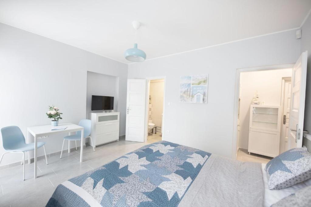 Topart Apartman I บาลาตอนเฟนีแวช ภายนอก รูปภาพ
