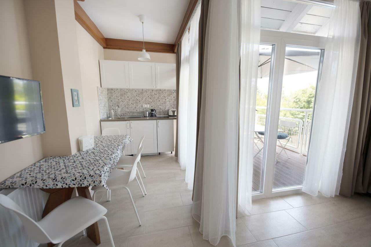 Topart Apartman I บาลาตอนเฟนีแวช ภายนอก รูปภาพ